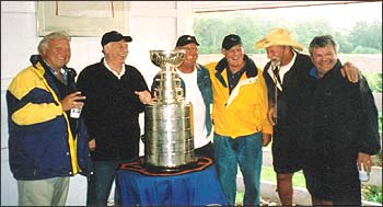 Bobby Hull Hay