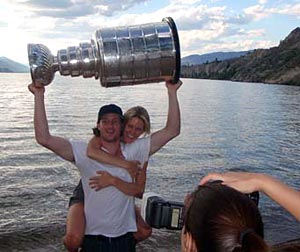 duncan keith stanley cup fiance having fun his some penticton bc