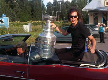 Tukka Rask and the Stanley Cup arriving in Savonlinna, Finland.