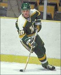 Ciccarelli joined the Minnesota North Stars in 1980-81