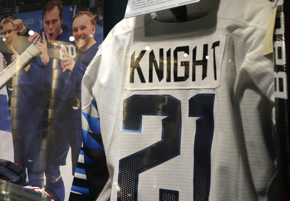 Hilary Knight's jersey worn at the 2021 IIHF Ice Hockey Women's World Championship.